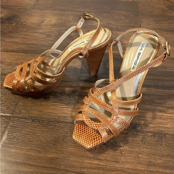 Via Spiga Brown/Tan Strappy Slingback Snakeskin Patterned Chunky Wood Heel SZ 6 - Picture 2 of 9